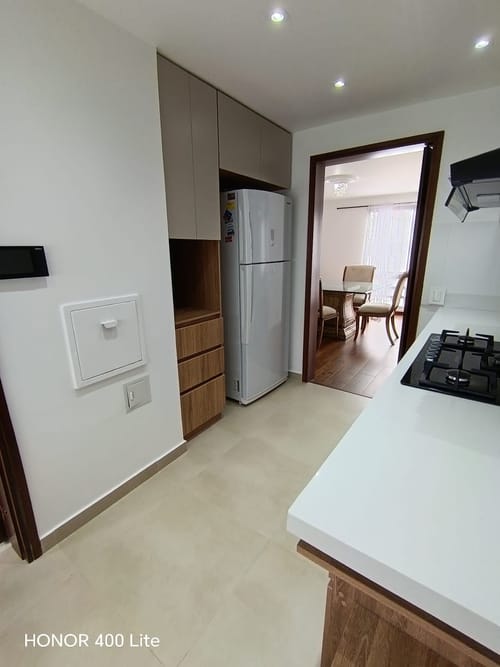 Apartamento de 3 alcobas en arriendo en Santa Barbara, Bogotá, 196 m² · foto 4 de 24