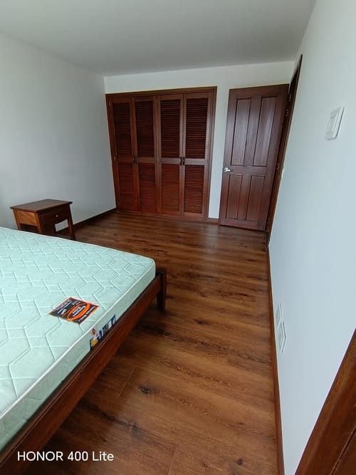 Apartamento de 3 alcobas en arriendo en Santa Barbara, Bogotá, 196 m² · foto 10 de 24