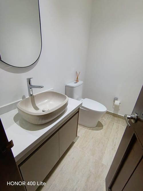 Apartamento de 3 alcobas en arriendo en Santa Barbara, Bogotá, 196 m² · foto 22 de 24