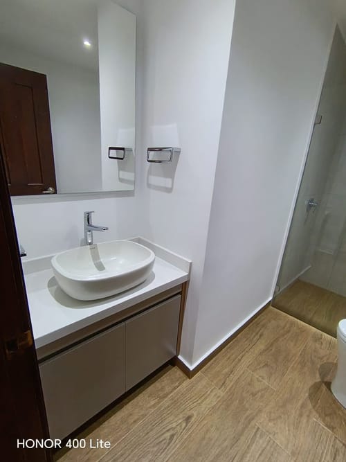 Apartamento de 3 alcobas en arriendo en Santa Barbara, Bogotá, 196 m² · foto 18 de 24