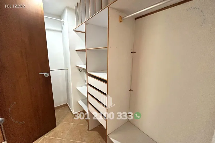 Apartamento de 3 alcobas en arriendo en La Inmaculada, Envigado, 140 m² · foto 15 de 24