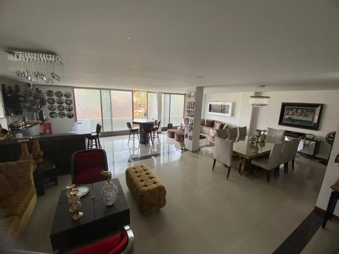 Casa de 4 alcobas en venta en Ciudad Jardin, Cali, 455 m² · foto 7 de 24