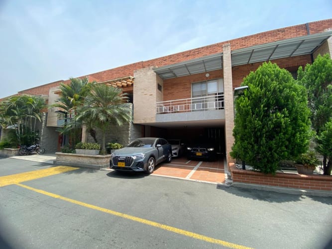 Casa de 4 alcobas en venta en Ciudad Jardin, Cali, 455 m² · foto 8 de 24