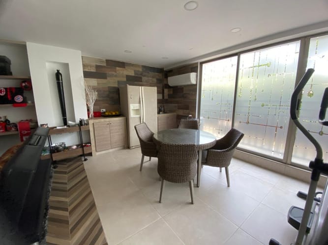 Casa de 4 alcobas en venta en Ciudad Jardin, Cali, 455 m² · foto 21 de 24