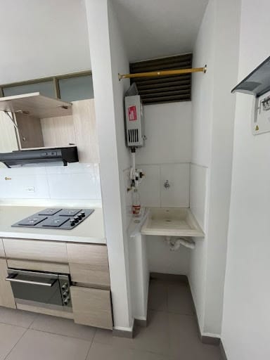 Apartamento de 3 alcobas en arriendo en Suramérica, La Estrella, 75 m² · foto 11 de 15