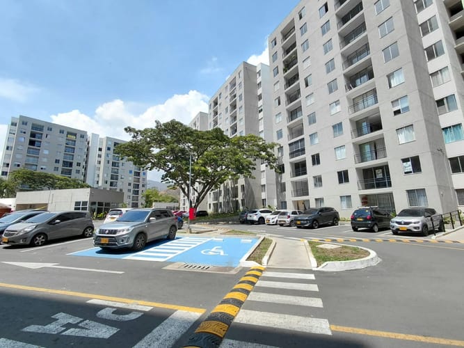 Apartamento de 2 alcobas en arriendo en Las Americas, Yumbo, 57 m² · foto 24 de 24
