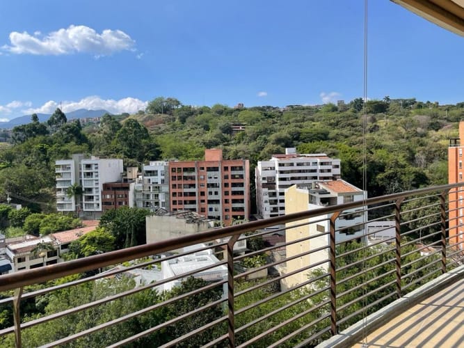 Apartamento de 4 alcobas en arriendo en Santa Teresita, Cali, 181 m² · foto 4 de 24