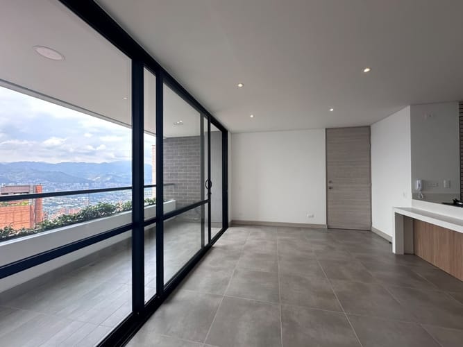 Apartamento de 1 alcoba en arriendo en El Poblado, Medellín, 67 m² · foto 4 de 12