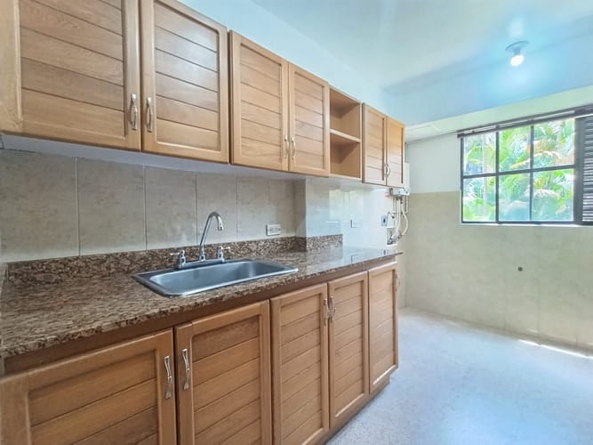 Apartamento de 3 alcobas en arriendo en Loma Del Escobero, Envigado, 100 m² · foto 10 de 17