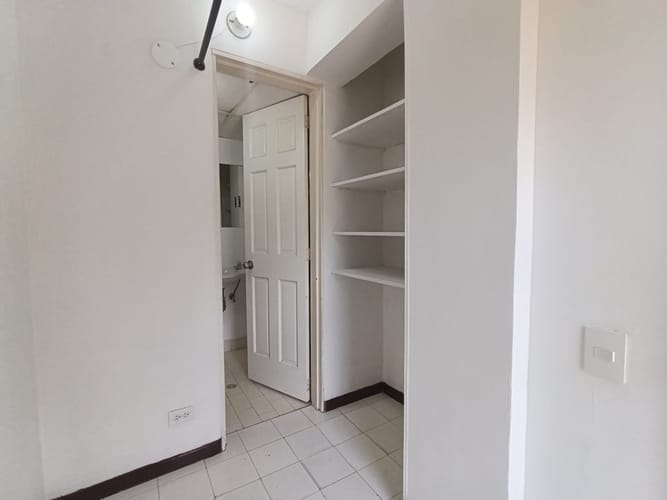 Apartamento de 3 alcobas en arriendo en Loma Del Escobero, Envigado, 100 m² · foto 14 de 17