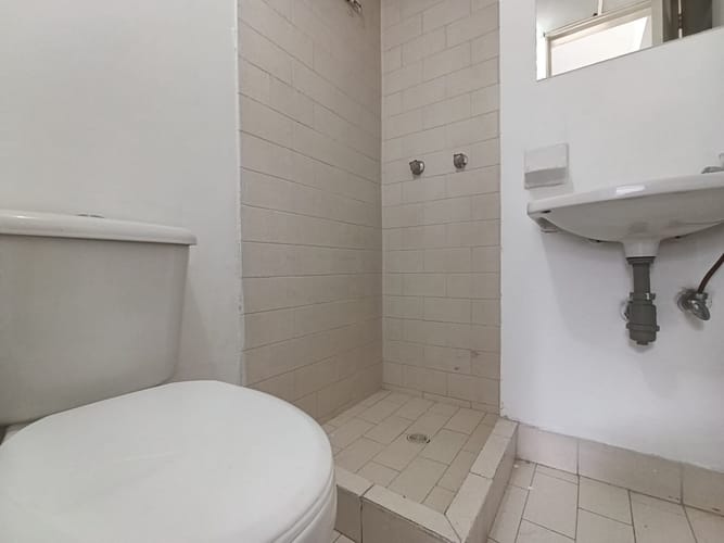 Apartamento de 3 alcobas en arriendo en Loma Del Escobero, Envigado, 100 m² · foto 15 de 17