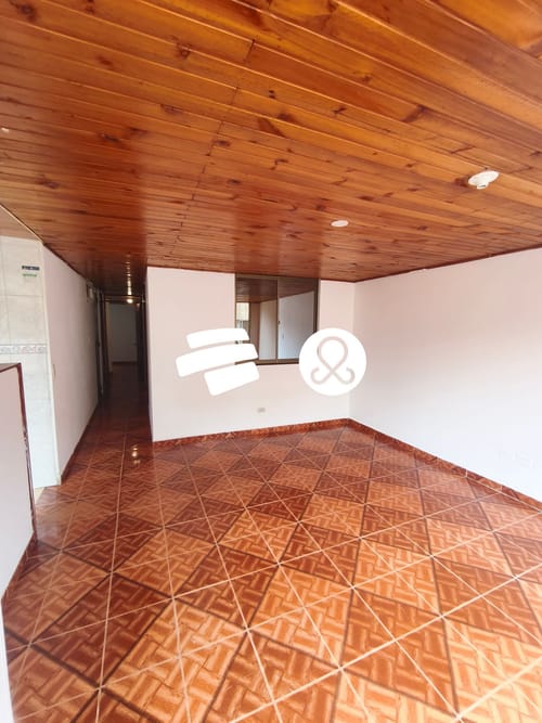 Casa de 9 alcobas en venta en Portales Del Monte, Bogotá, 72 m² · foto 9 de 12