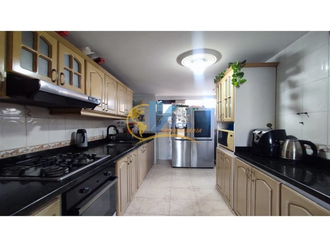 Apartamento de 3 alcobas en venta en Cañaveral, Floridablanca, 143 m² · foto 4 de 24