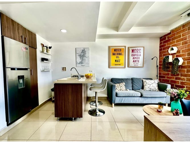 Apartamento de 1 alcoba en venta en Suramericana, Medellín, 40 m² · foto 2 de 8