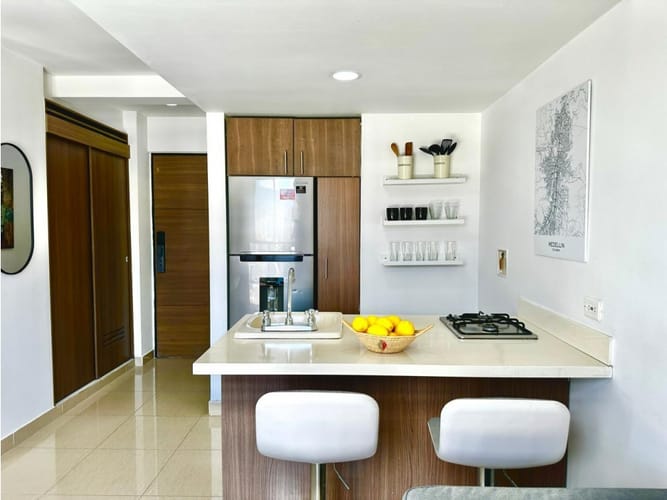 Apartamento de 1 alcoba en venta en Suramericana, Medellín, 40 m² · foto 3 de 8