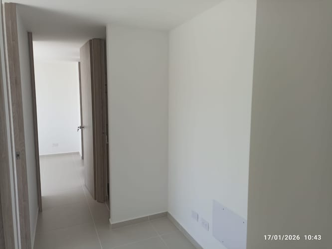 Apartamento de 3 alcobas en venta en Zona Industrial No. 1, Itagüí, 63 m² · foto 16 de 17