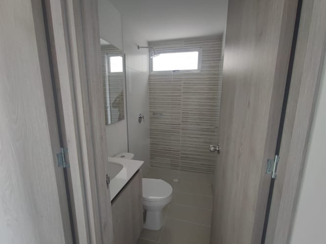 Apartamento de 3 alcobas en venta en Zona Industrial No. 1, Itagüí, 63 m² · foto 8 de 17