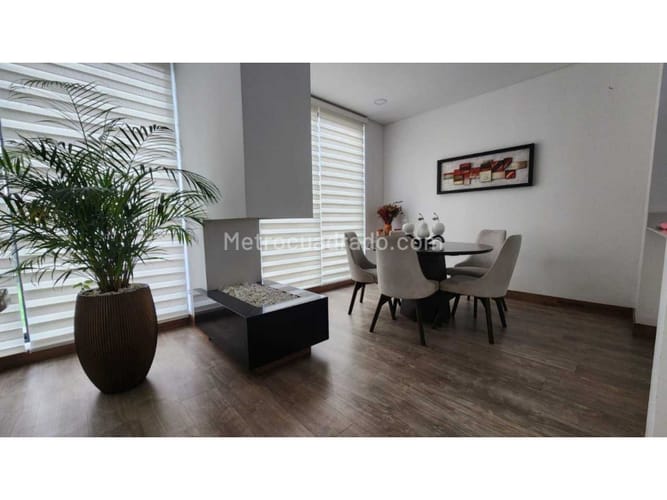 Casa de 3 alcobas en arriendo en Cr. Caminos De Chunugua, Cajicá, 134 m² · foto 3 de 13