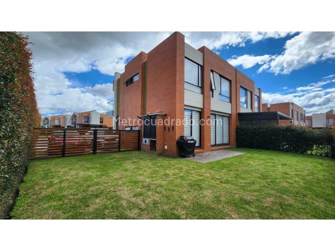 Casa de 3 alcobas en arriendo en Cr. Caminos De Chunugua, Cajicá, 134 m² · foto 7 de 13