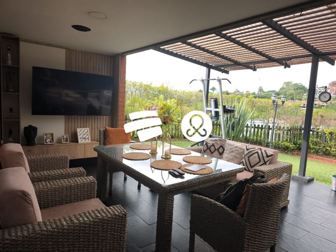 Casa de 3 alcobas en venta en Zona Centro, Envigado, 283 m² · foto 6 de 22