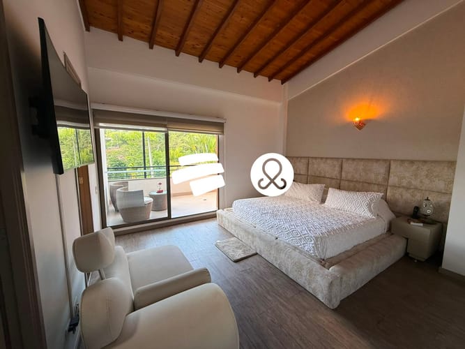 Casa de 3 alcobas en venta en Zona Centro, Envigado, 283 m² · foto 8 de 22