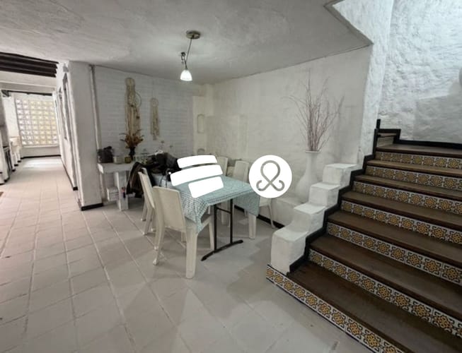Casa de 3 alcobas en venta en Laureles, Medellín, 275 m² · foto 3 de 10