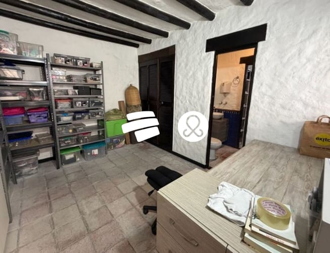 Casa de 3 alcobas en venta en Laureles, Medellín, 275 m² · foto 8 de 10