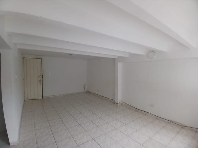 Apartamento de 3 alcobas en arriendo en Cadiles, Bucaramanga, 83 m² · foto 2 de 10