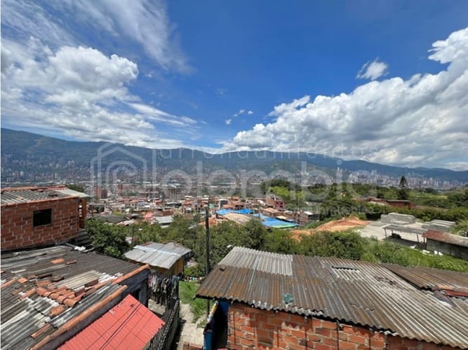 Apartaestudio en arriendo en Los Gomez, Itagüí, 50 m² · foto 4 de 11