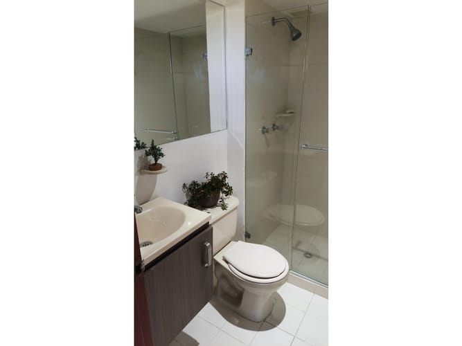 Apartamento de 3 alcobas en venta en Loma Del Indio, Medellín, 60 m² · foto 8 de 21