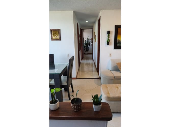 Apartamento de 3 alcobas en venta en Loma Del Indio, Medellín, 60 m² · foto 12 de 21