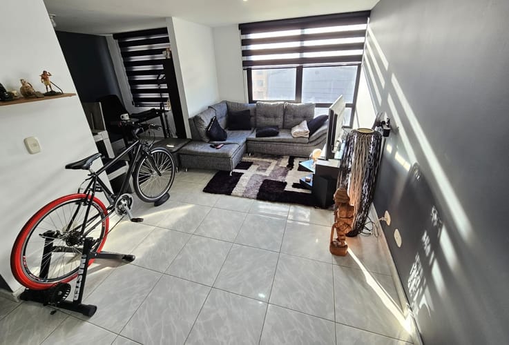 Apartamento de 2 alcobas en venta en Nueva Castilla, Bogotá, 52 m² · foto 2 de 15