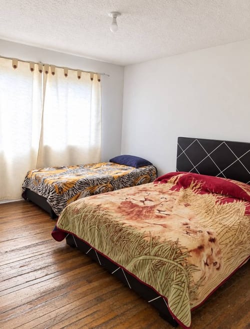 Casa de 9 alcobas en venta en La Estrada, Bogotá, 262 m² · foto 10 de 16