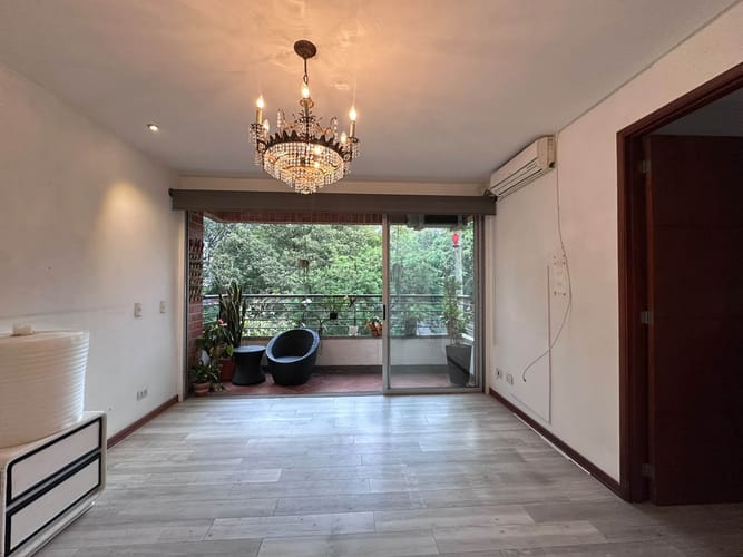Apartamento de 3 alcobas en venta en El Poblado, Medellín, 161 m² · foto 8 de 19