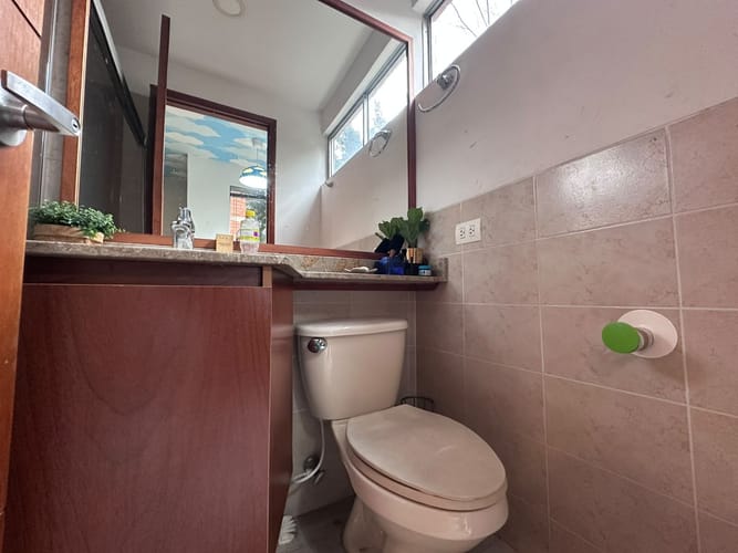 Apartamento de 3 alcobas en venta en El Poblado, Medellín, 161 m² · foto 13 de 19