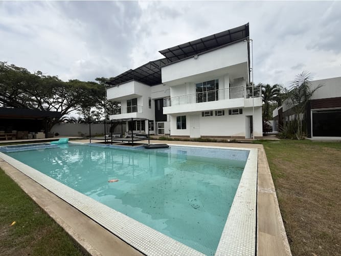 Casa de 4 alcobas en venta en La Morada, Jamundí, 630 m² · foto 3 de 24