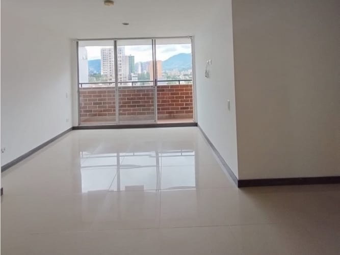 Apartamento de 3 alcobas en arriendo en Parque Residencial La Sabana, Sabaneta, 76 m² · foto 4 de 13
