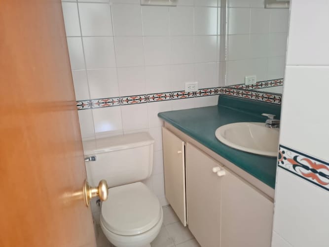 Apartamento de 3 alcobas en venta en Mirandela, Bogotá, 75 m² · foto 10 de 24