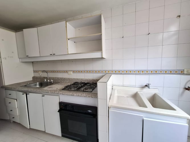 Apartamento de 3 alcobas en venta en Mirandela, Bogotá, 75 m² · foto 16 de 24