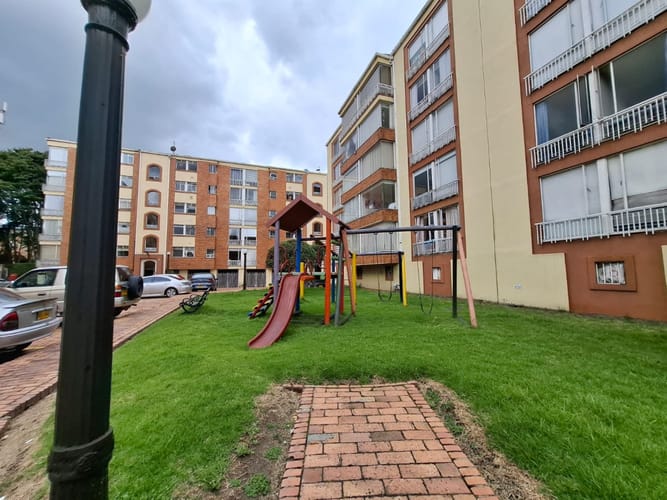 Apartamento de 3 alcobas en venta en Mirandela, Bogotá, 75 m² · foto 24 de 24