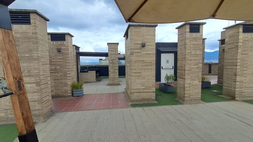 Apartamento de 1 alcoba en venta en Ciudad Salitre, Bogotá, 37 m² · foto 2 de 24