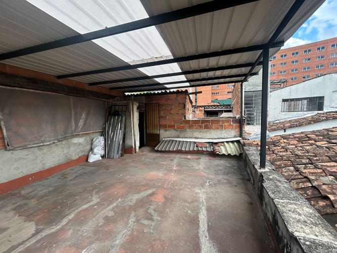 Casa de 4 alcobas en arriendo en Los Pinos, Medellín, 80 m² · foto 12 de 14