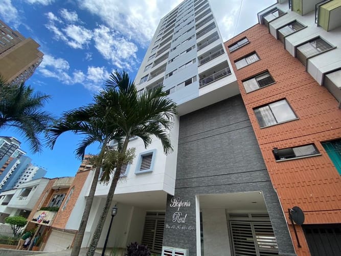 Apartamento de 3 alcobas en arriendo en Cabecera Del Llano, Bucaramanga, 80 m² · foto 1 de 24