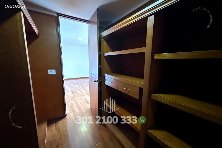 Apartamento de 3 alcobas en arriendo en La Florida, Medellín, 232 m² · foto 17 de 24