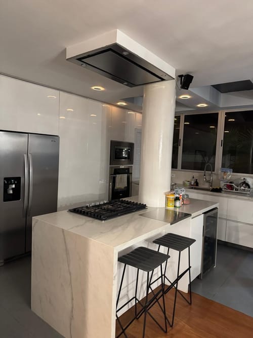 Apartamento de 3 alcobas en arriendo en Los Rosales, Bogotá, 232 m² · foto 8 de 12
