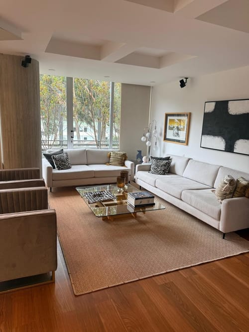 Apartamento de 3 alcobas en arriendo en Los Rosales, Bogotá, 232 m² · foto 9 de 12