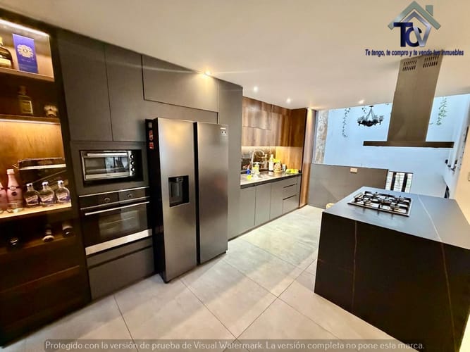 Casa de 4 alcobas en venta en Cabecera Del Llano, Bucaramanga, 500 m² · foto 1 de 16