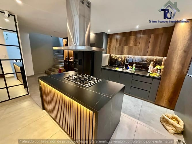 Casa de 4 alcobas en venta en Cabecera Del Llano, Bucaramanga, 500 m² · foto 2 de 16