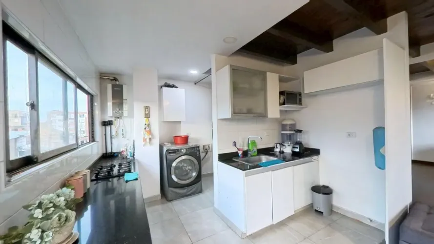 Apartamento de 3 alcobas en venta en Las Cruces, Bogotá, 103 m² · foto 4 de 20