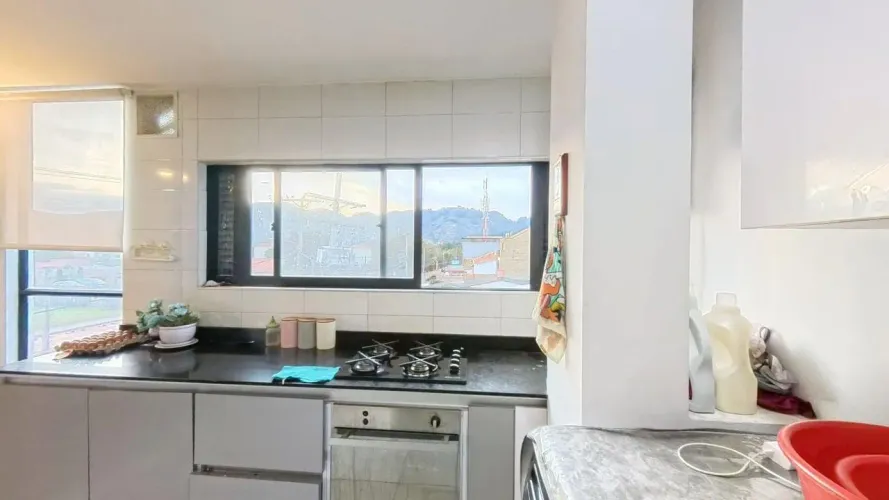 Apartamento de 3 alcobas en venta en Las Cruces, Bogotá, 103 m² · foto 6 de 20
